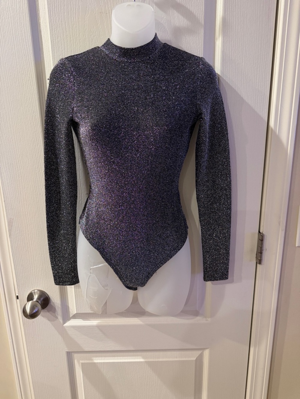Black/Silver Sparkle Long Sleeve Body Suit 
XS